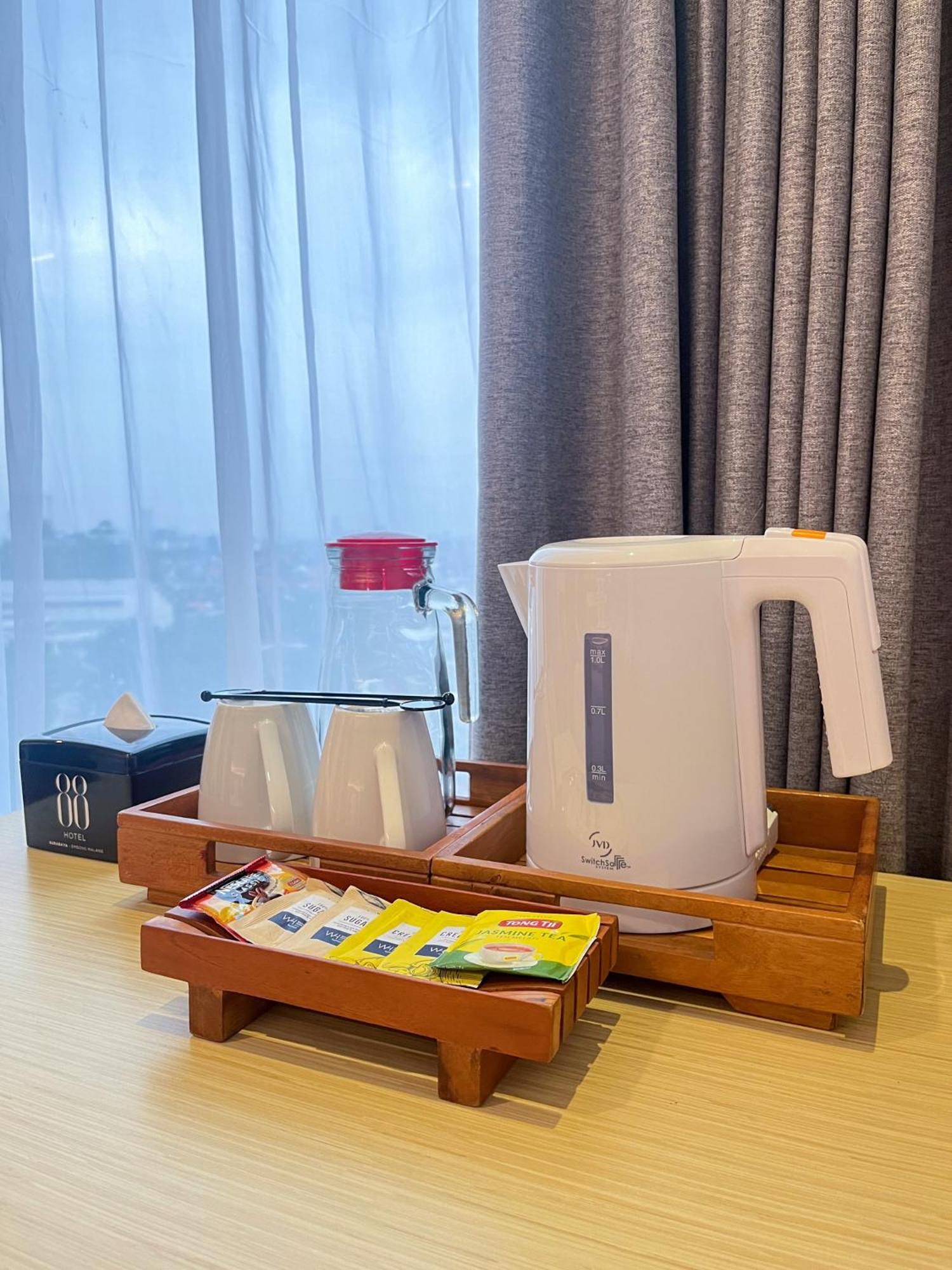 Hotel 88 Embong Malang Tunjungan Surabaya By Wh - Breakfast With The Best View On The Highest Floor And Strategic Location In The City Center Екстер'єр фото