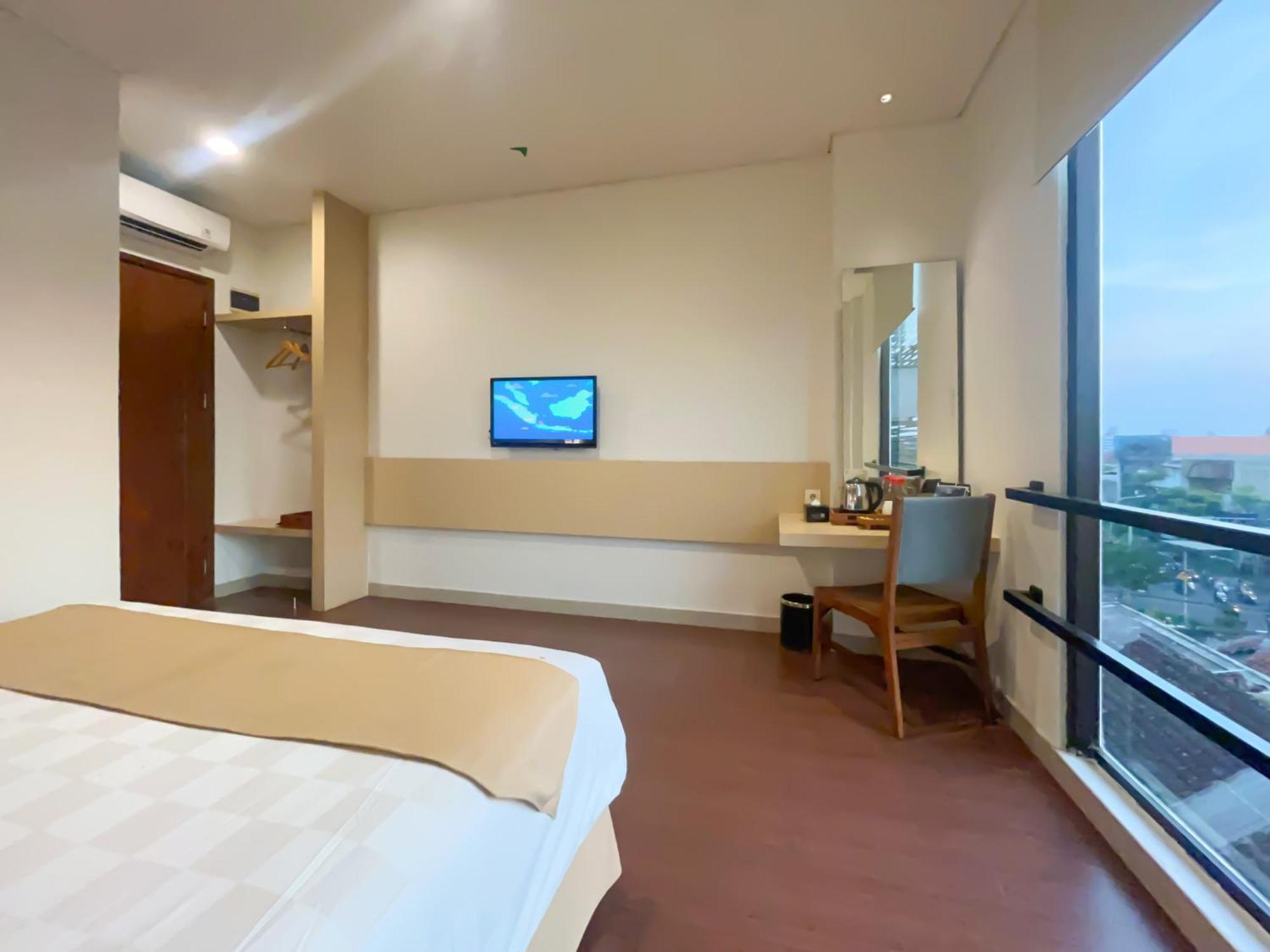 Hotel 88 Embong Malang Tunjungan Surabaya By Wh - Breakfast With The Best View On The Highest Floor And Strategic Location In The City Center Екстер'єр фото